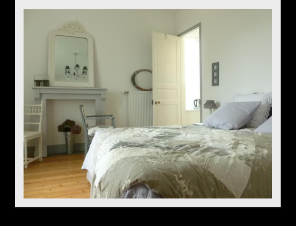 Chateau Bily B&B Hotel La Cheze Room photo